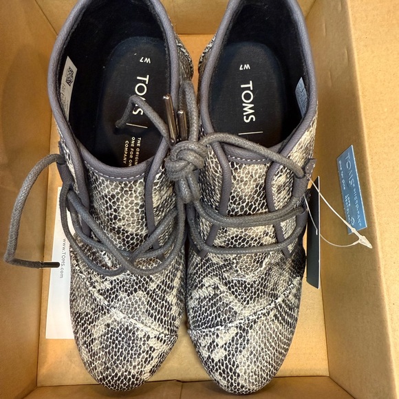 TOMS Snakeskin Wedge Booties - Picture 5 of 10